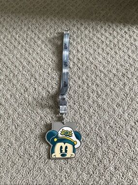 Disney Navy and Cream Minnie Mouse Lanyard Card Holder